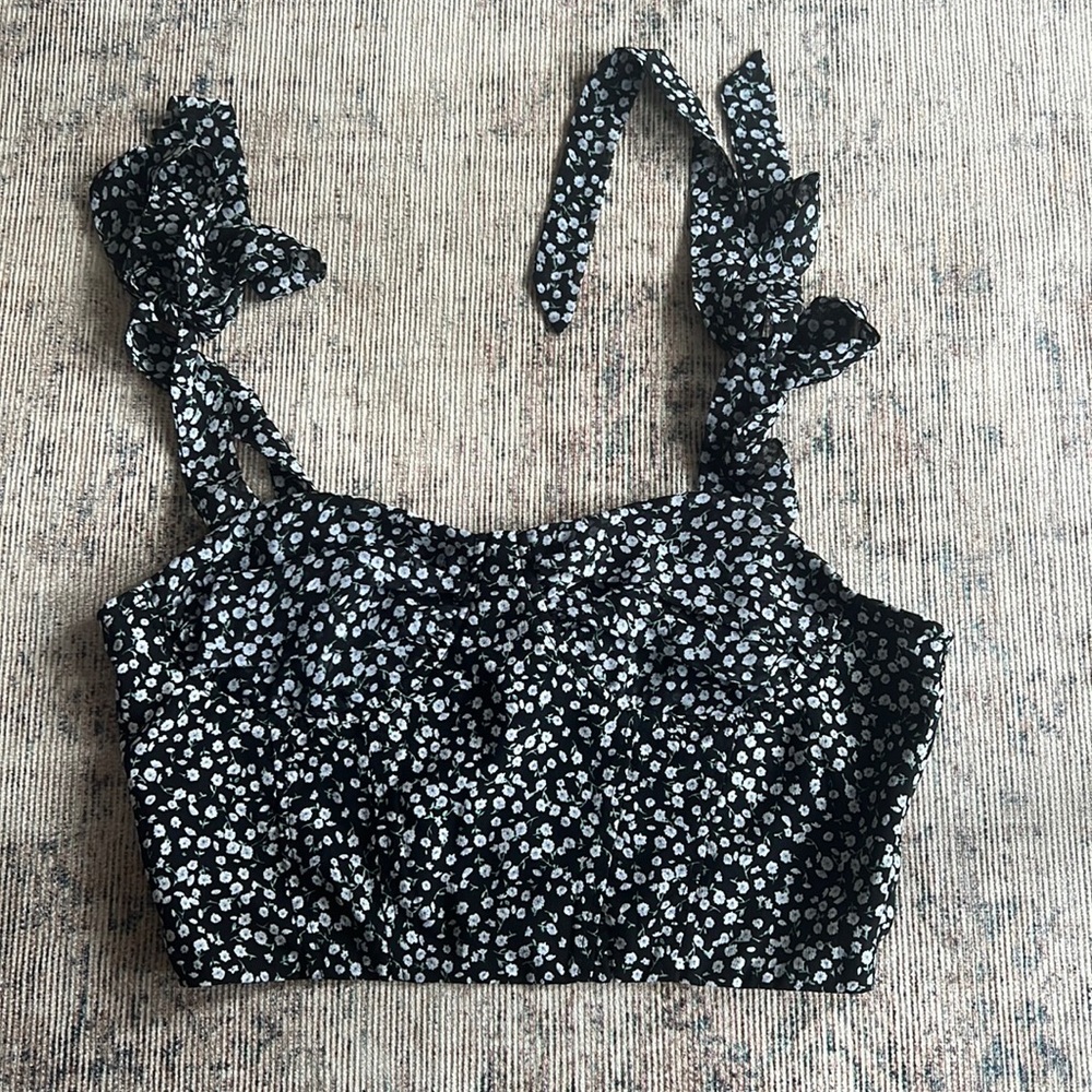 black crop blouse tank top with ties purple flowers